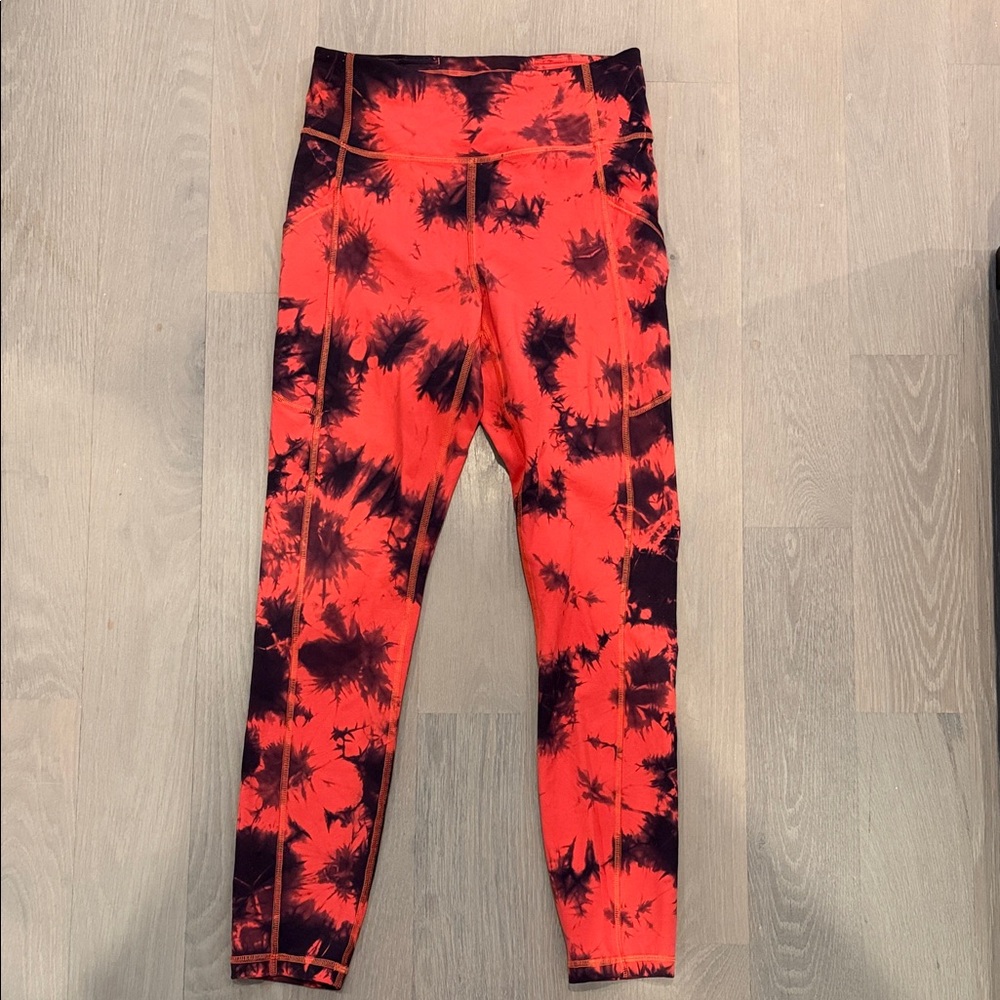 Lululemon Invigorate High Rise Legging 25"Tie Dye Carnation Red Black Sz 6, EUC